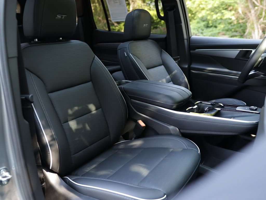 Used 2026 Moonstone Gray Metallic Buick Sport Touring image 40