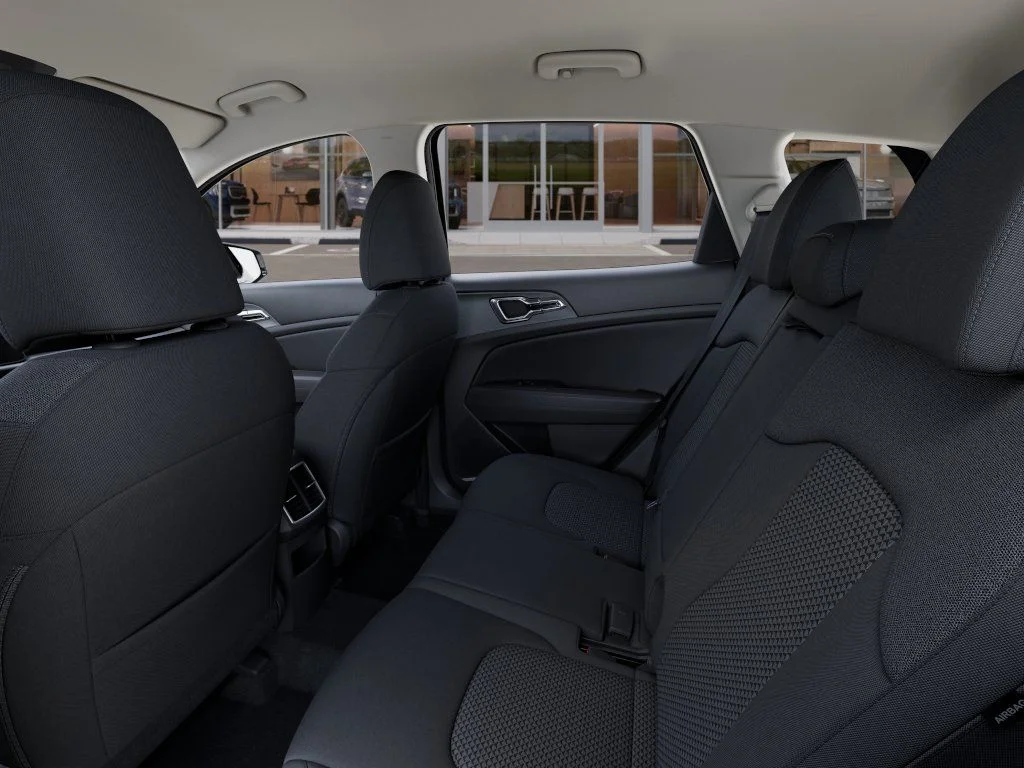 New 2027 Fusion Black Kia S image 18