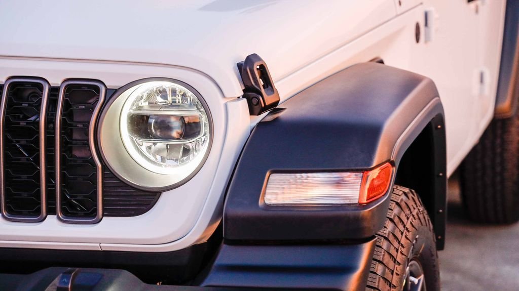 New 2026 Bright White Clearcoat Jeep Sport S image 5