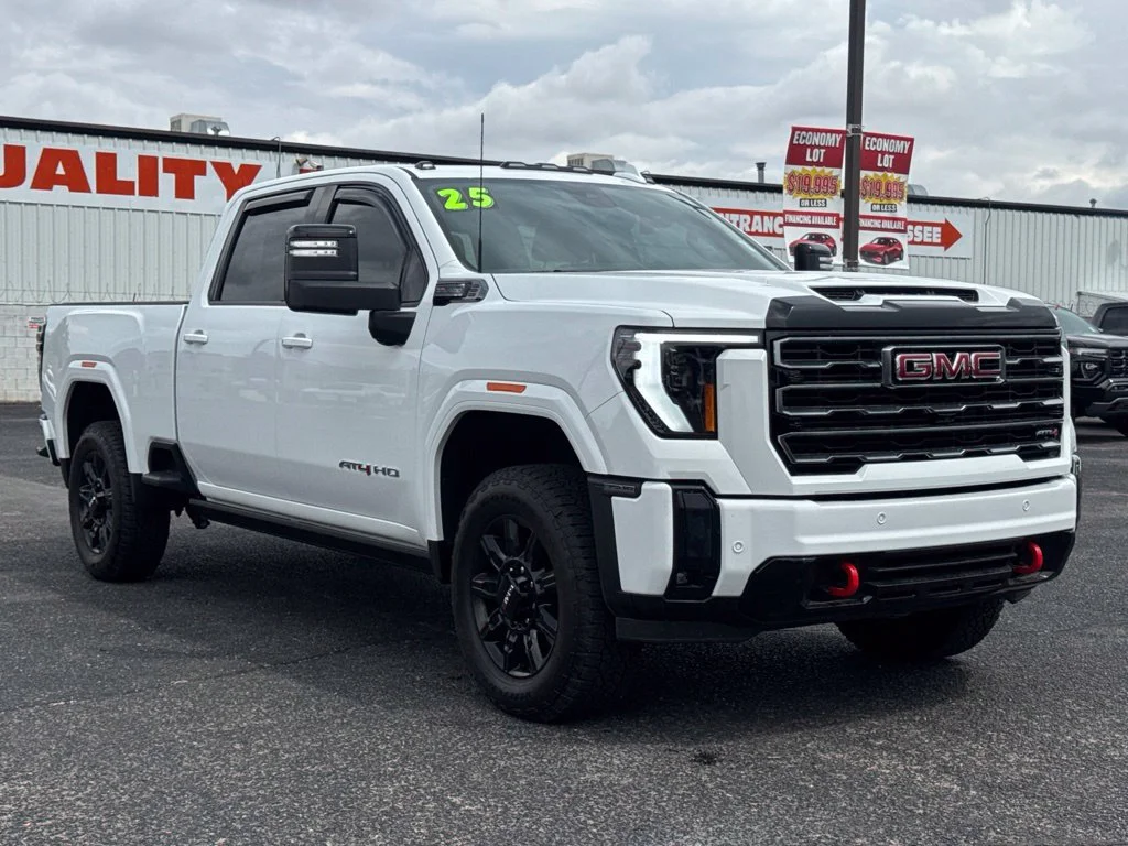 2025 GMC Sierra 2500HD AT4