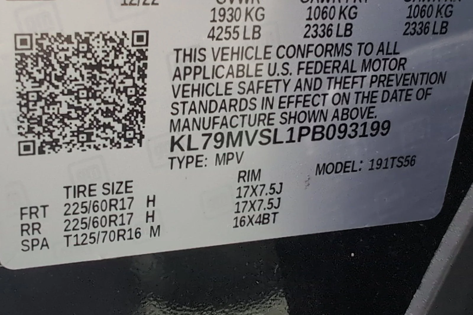Used 2023 Mosaic Black Metallic Chevrolet ACTIV image 30