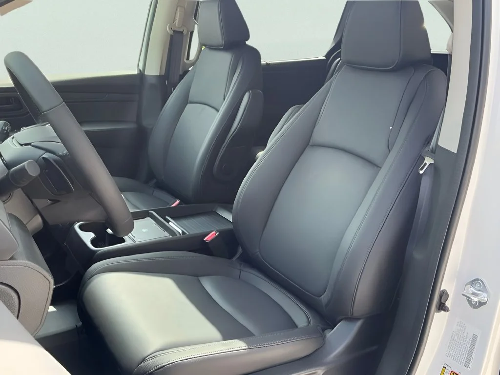 Used 2026 White Honda EX-L image 26