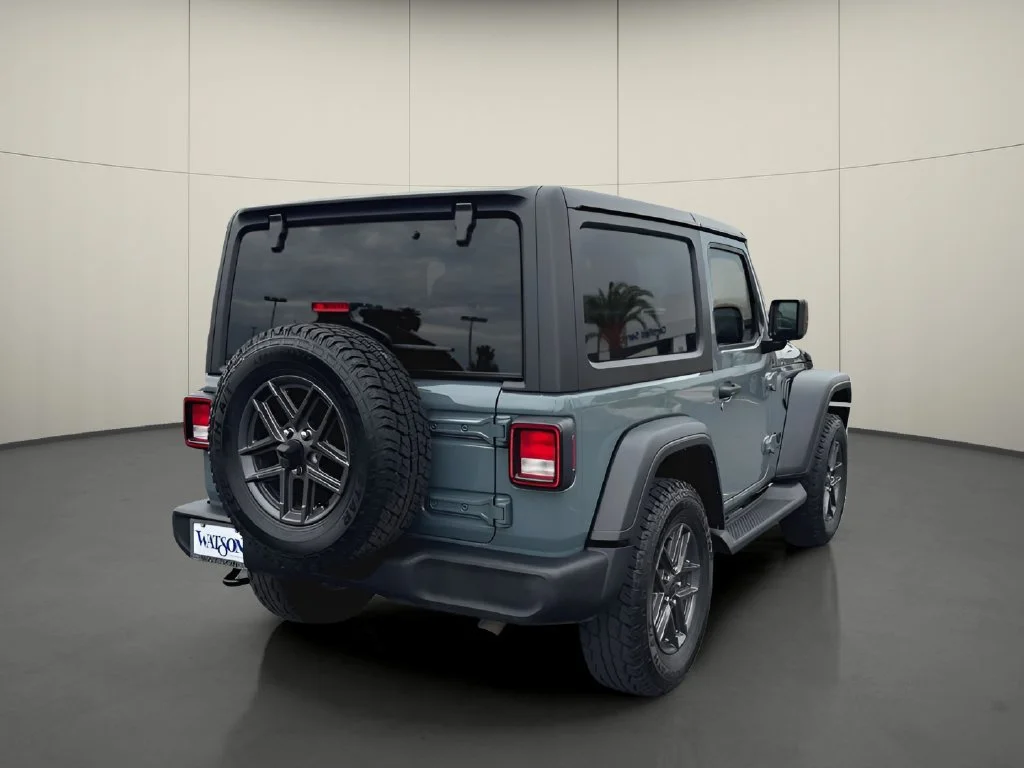 Used 2025 Gray Jeep Sport S image 8