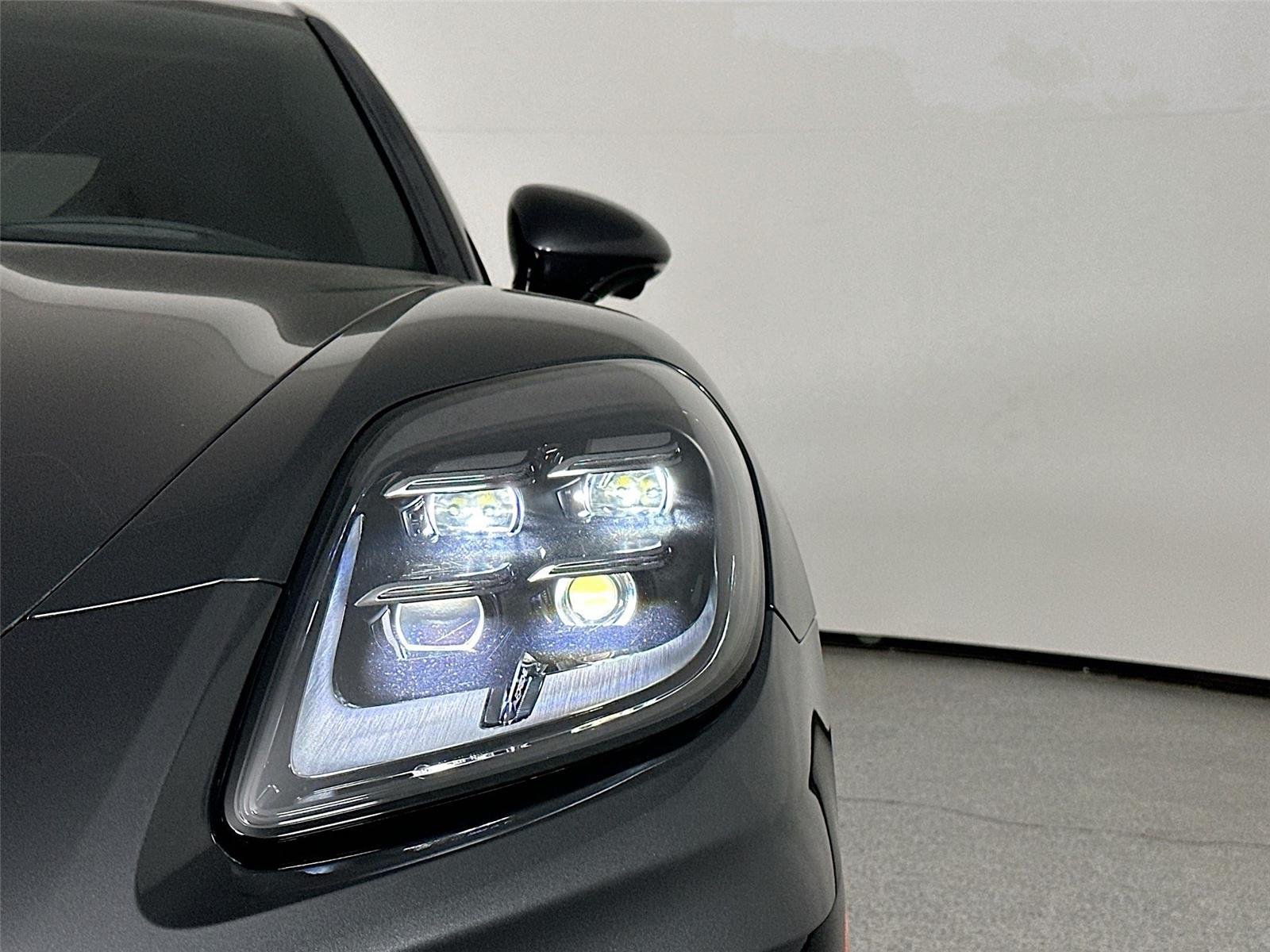 Used 2024 Volcano Grey Metallic Porsche  image 15