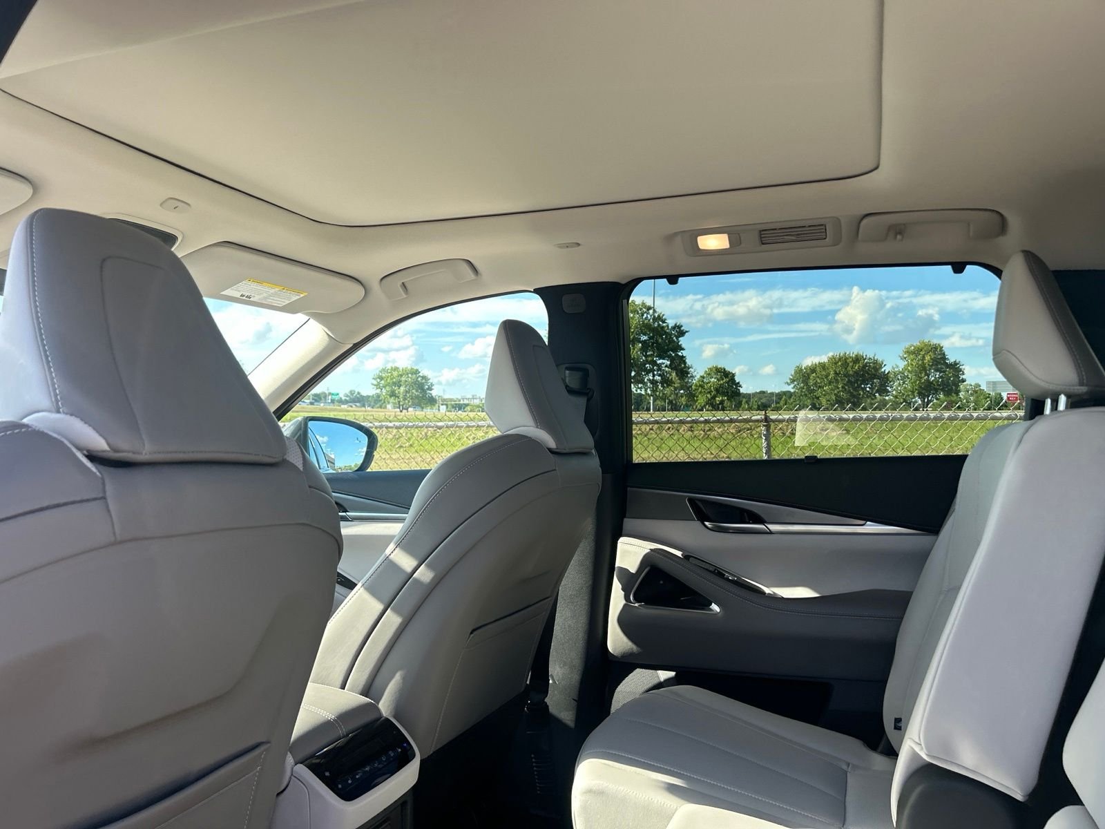 Certified Used 2026 Gray INFINITI LUXE image 29
