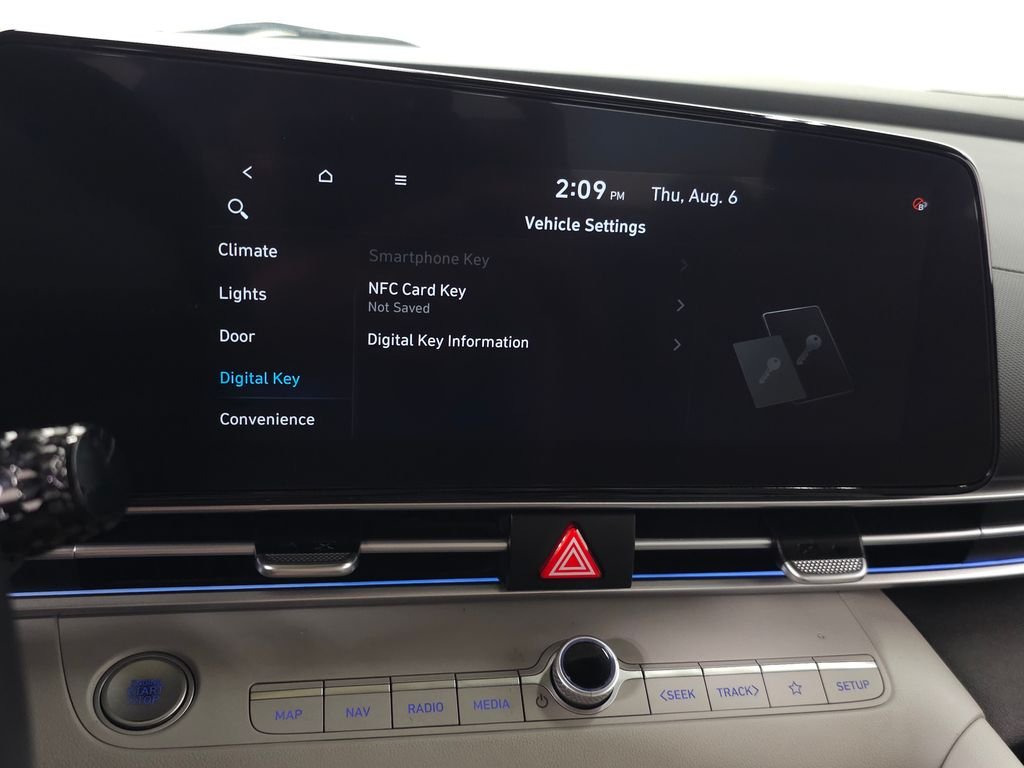 2024 Hyundai Elantra Limited - Photo 28