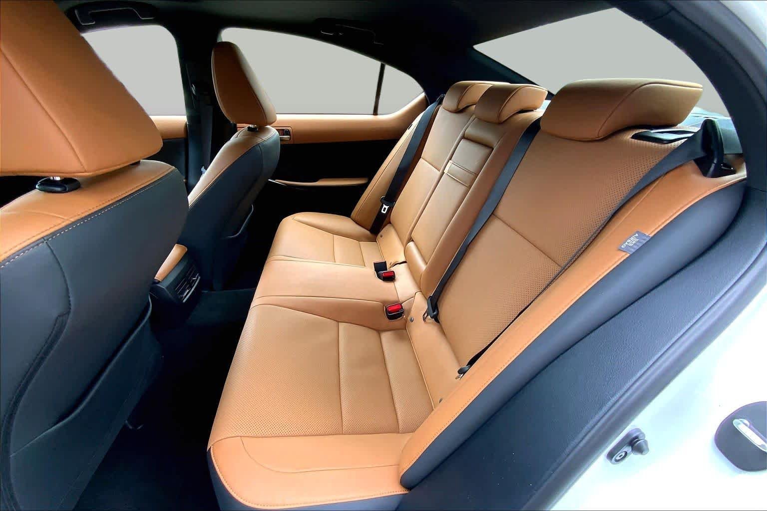 Used 2024 Ultra White Lexus F SPORT Design image 20