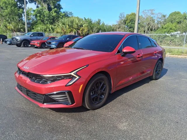 Used 2025 Red Kia LXS image 2
