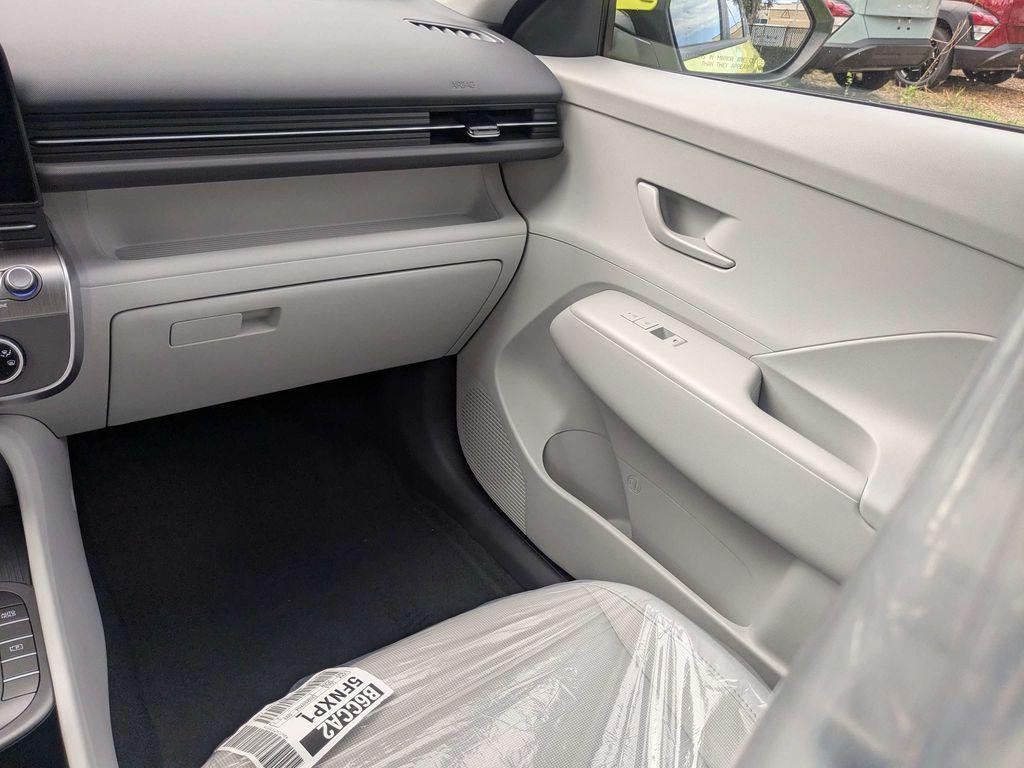New 2027 Yellow Hyundai SE FWD image 18