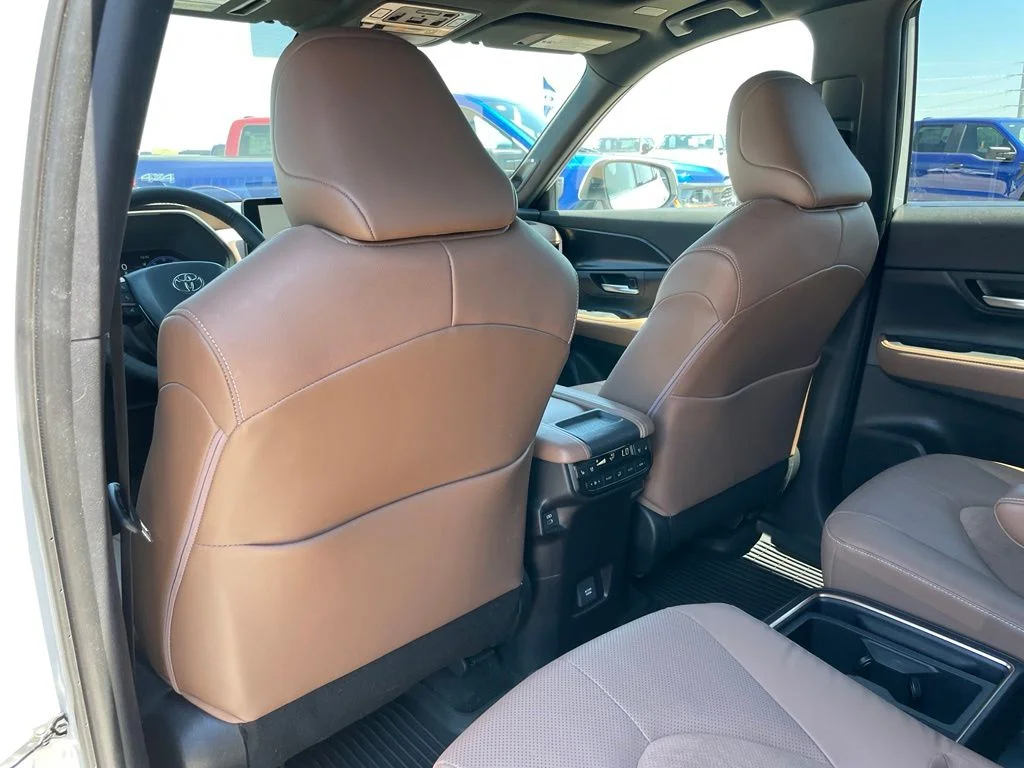 Used 2025 White Toyota MAX Platinum image 45