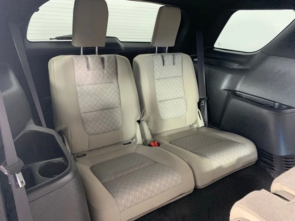 Used 2015 Gray Ford XLT image 22