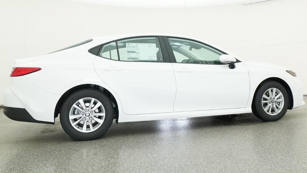 New 2026 Ice Cap Toyota LE image 2
