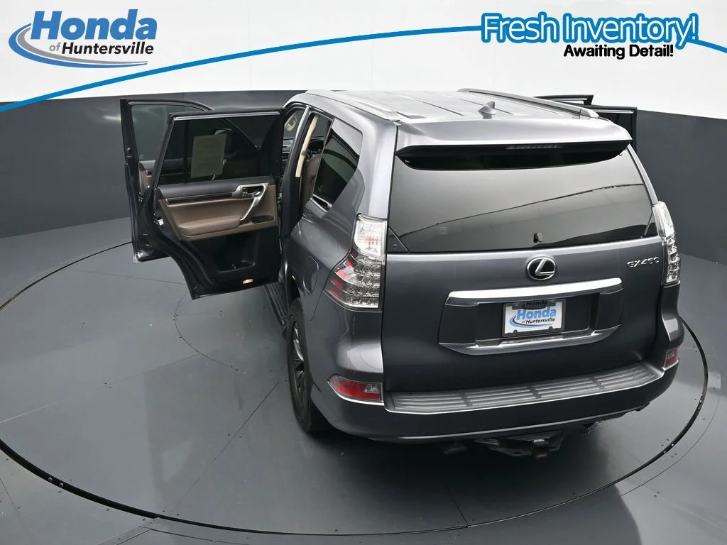 Used 2020 Gray Pearl Lexus 460 image 41