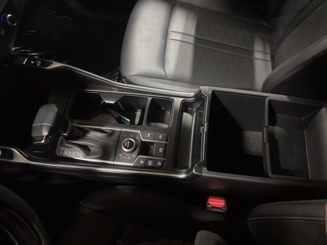Used 2026 White Kia X-Line EX image 33