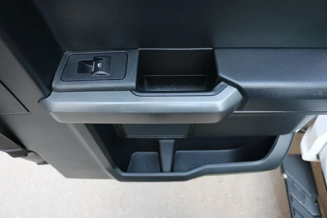 Used 2016 White Ford XLT image 38