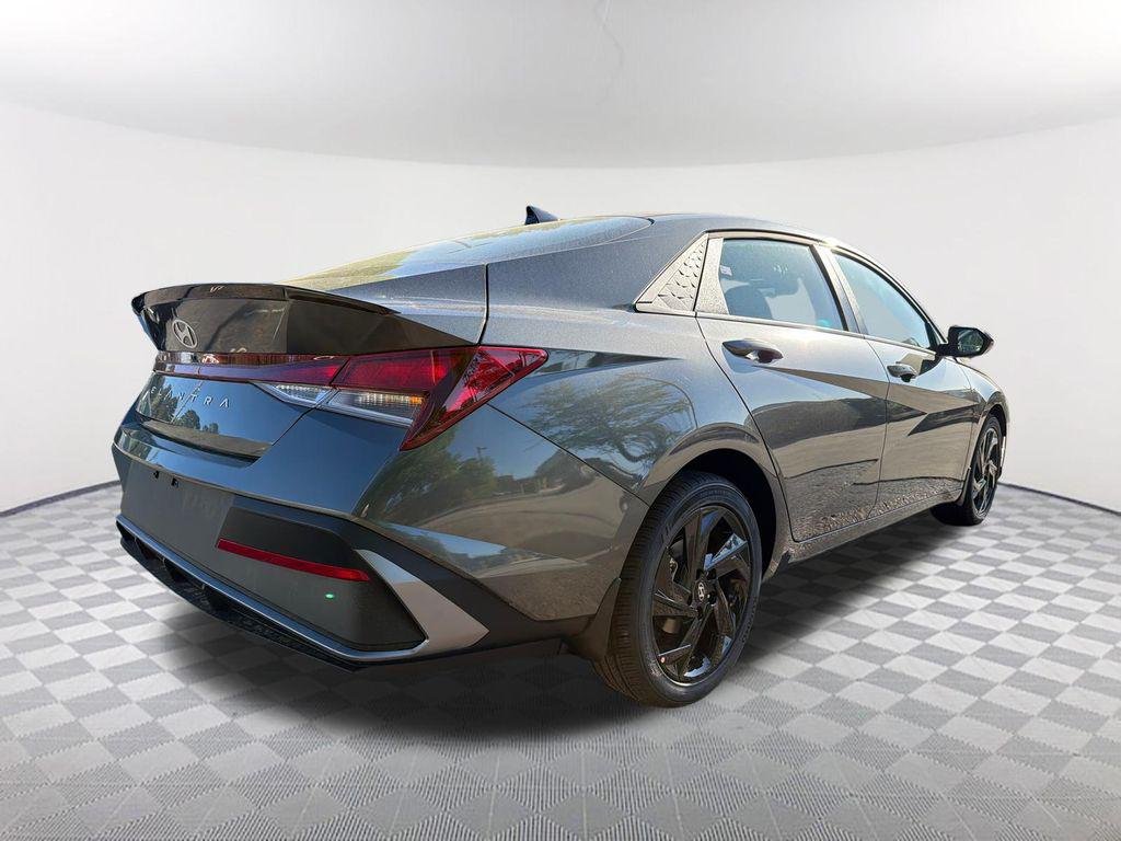 New 2026 Gray Hyundai SEL Sport image 5