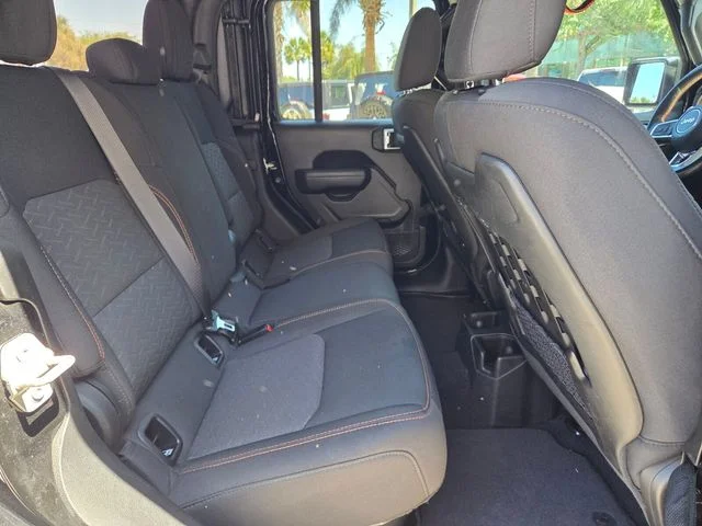 Used 2023 Black Jeep Mojave image 14
