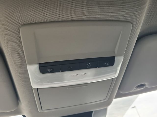 Used 2023 White Nissan S image 22