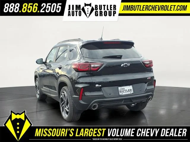New 2026 Mosaic Black Metallic Chevrolet RS image 2