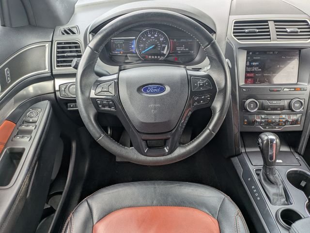 Used 2019 Gray Ford XLT image 31