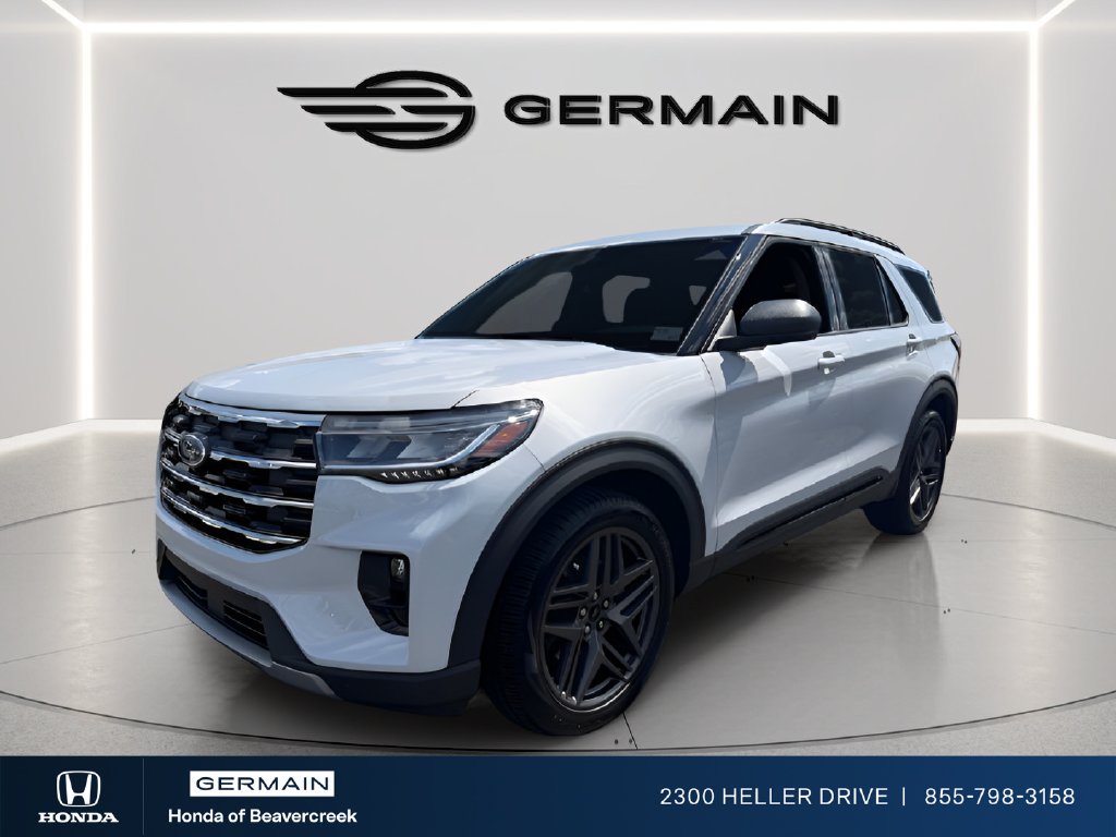 Used 2026 Space White Metallic Ford Active image 3