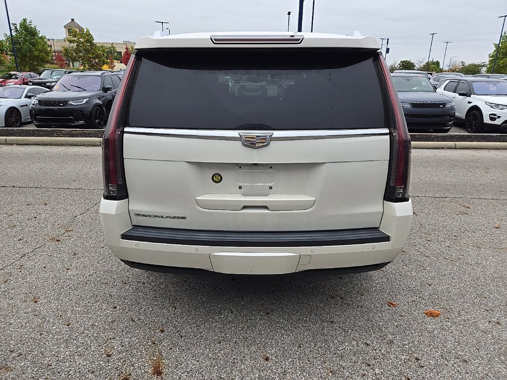 Used 2015 White Cadillac Luxury image 6