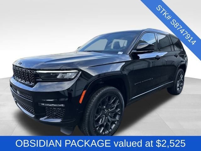 New 2025 Diamond Black Crystal Pearl-Coat Exterior Paint Jeep Summit image 3