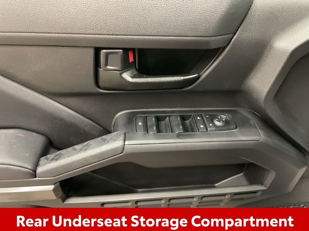 2026 Toyota Tacoma SR5 - Photo 14