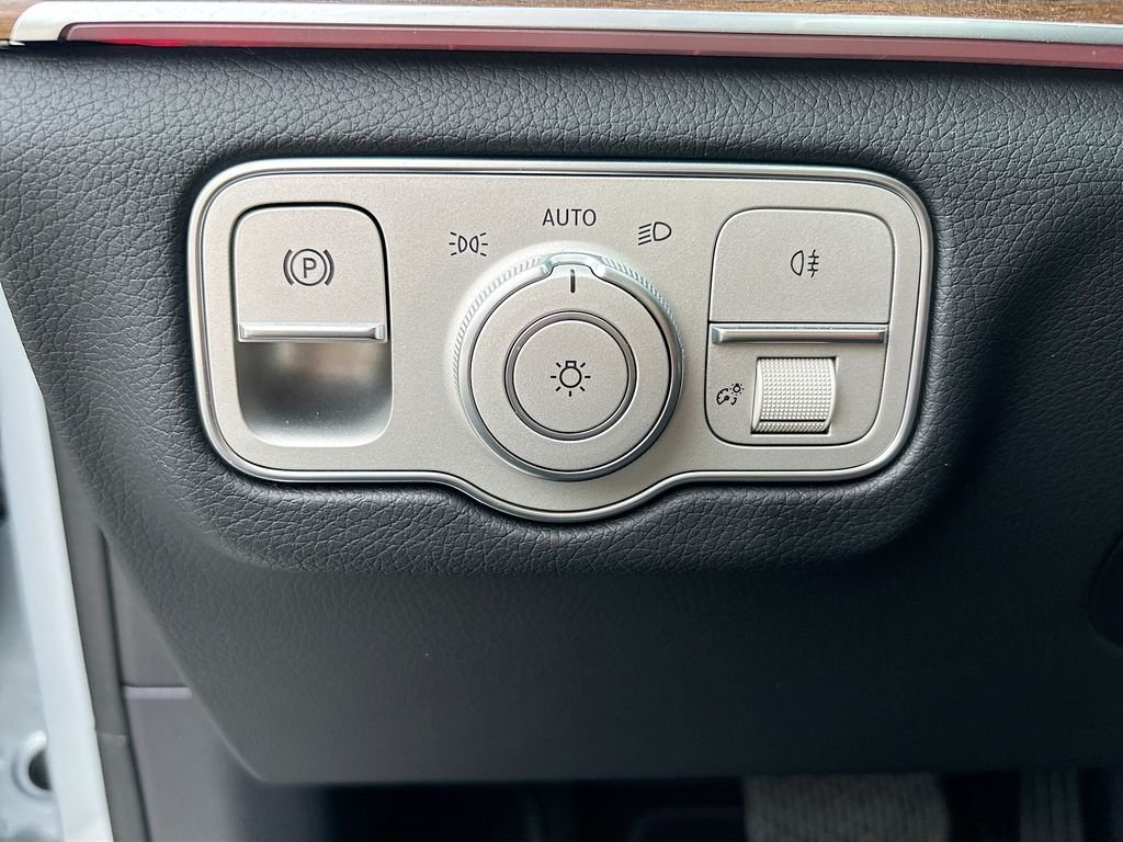 Used 2024 Cirrus Silver Metallic Mercedes-Benz GLE 350 image 43