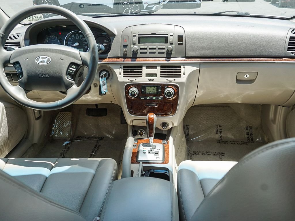 Used 2006 White Hyundai GLS V6 image 14
