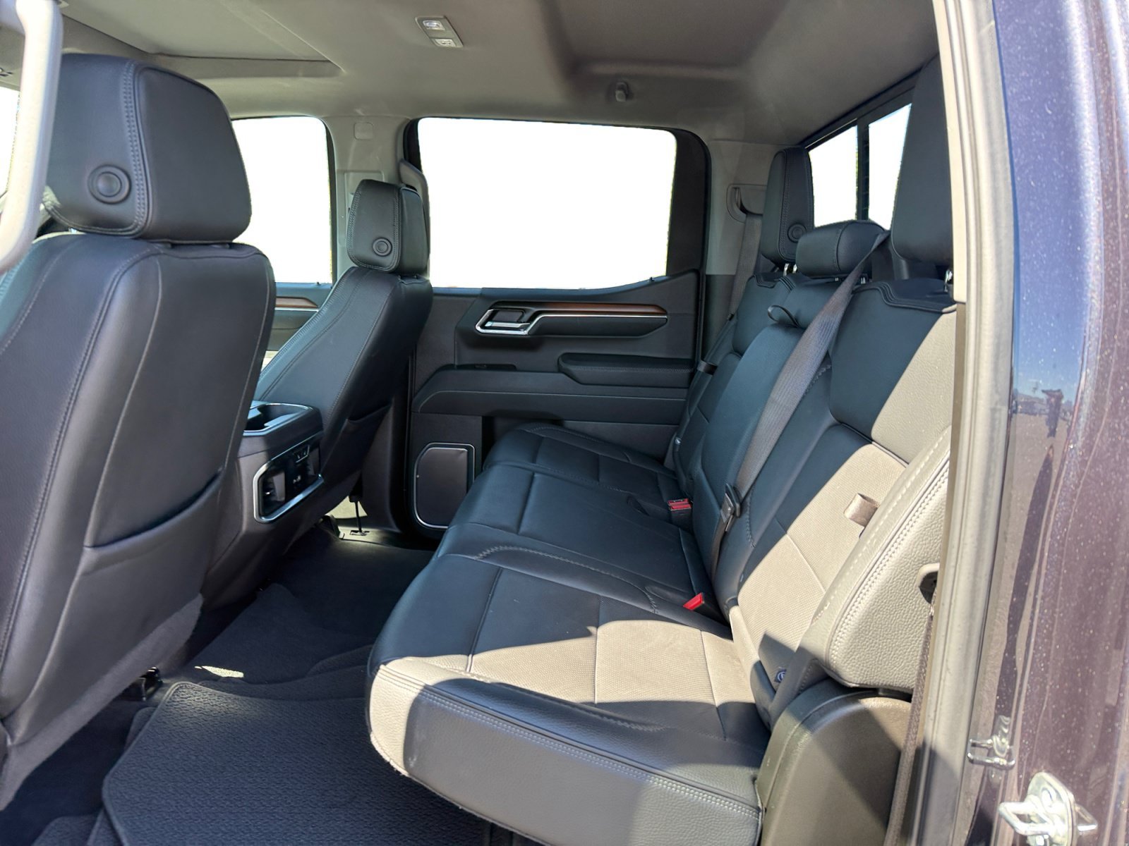Used 2025 Titanium GMC Denali image 16