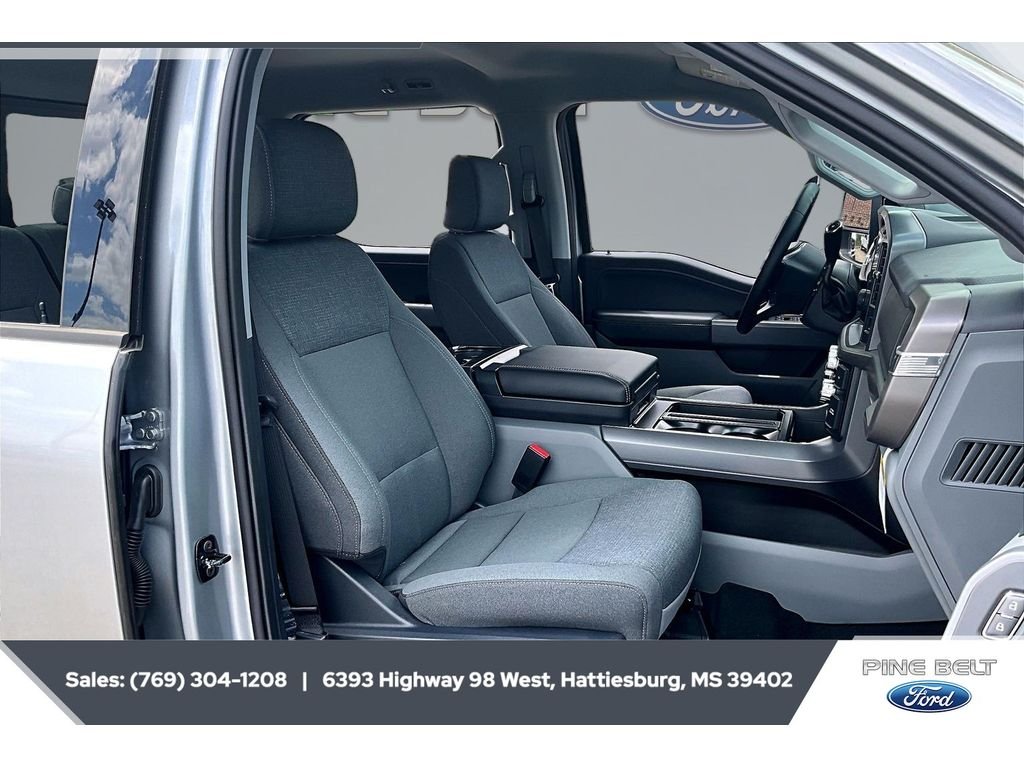 2025 Ford F-150 XLT - Photo 6