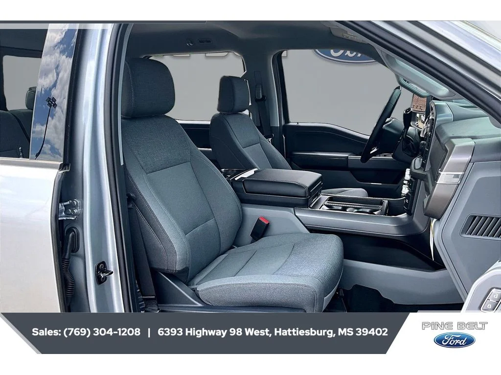 2025 Ford F-150 XLT - Photo 6