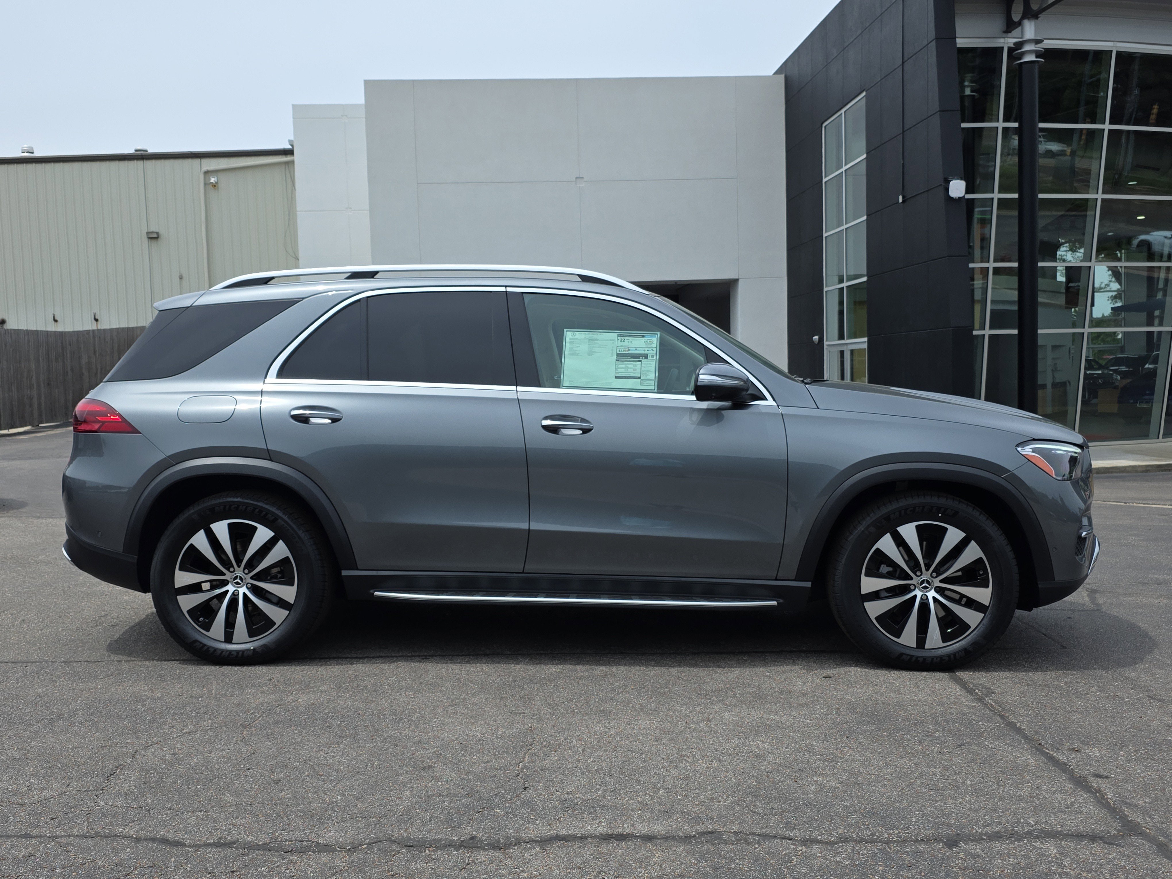 New 2026 Selenite Grey Metallic Mercedes-Benz GLE 350 image 34
