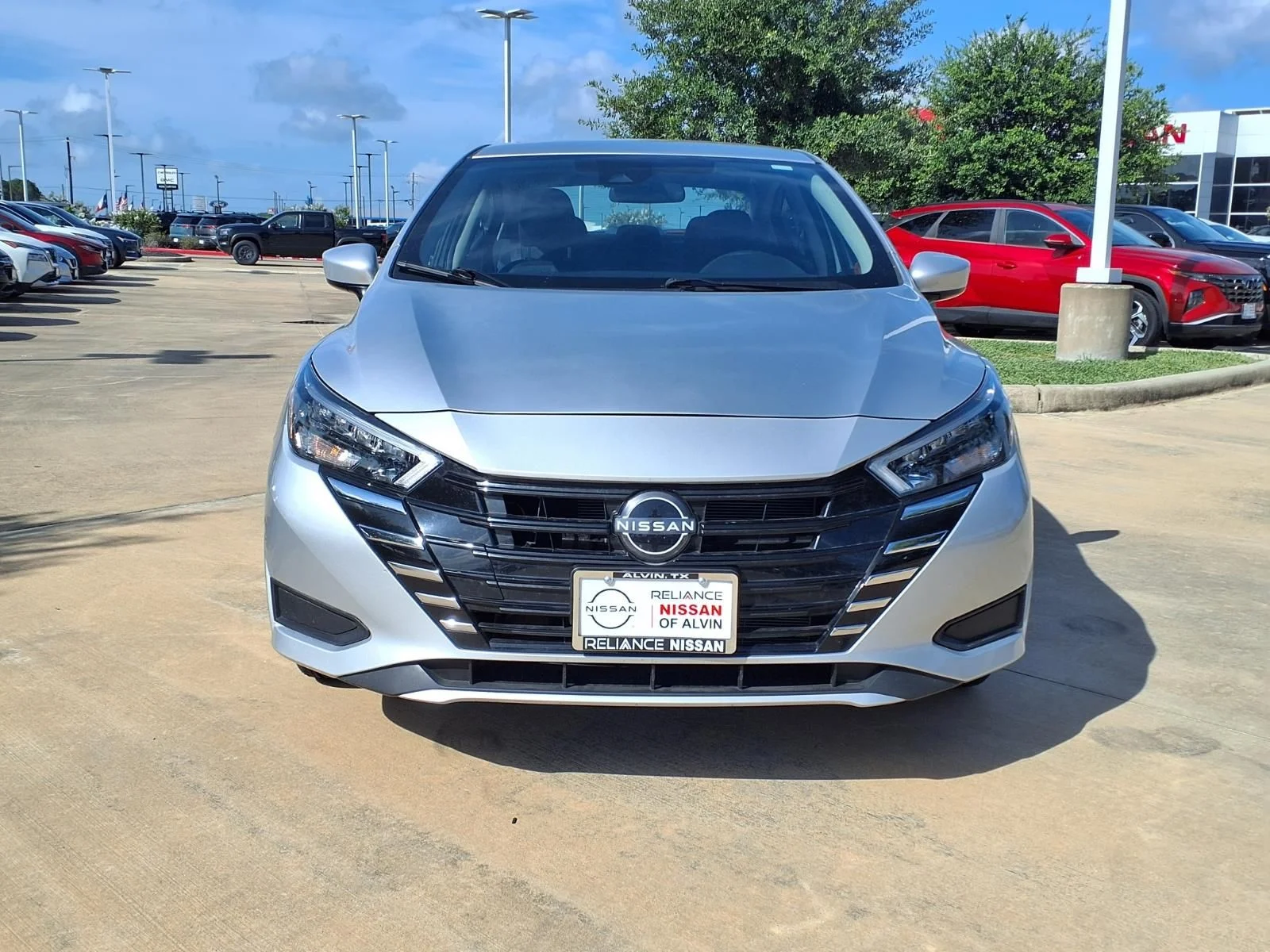 2025 Nissan Versa Sedan SV - Photo 5