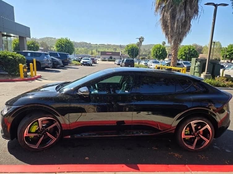 Used 2023 Black Kia GT image 2