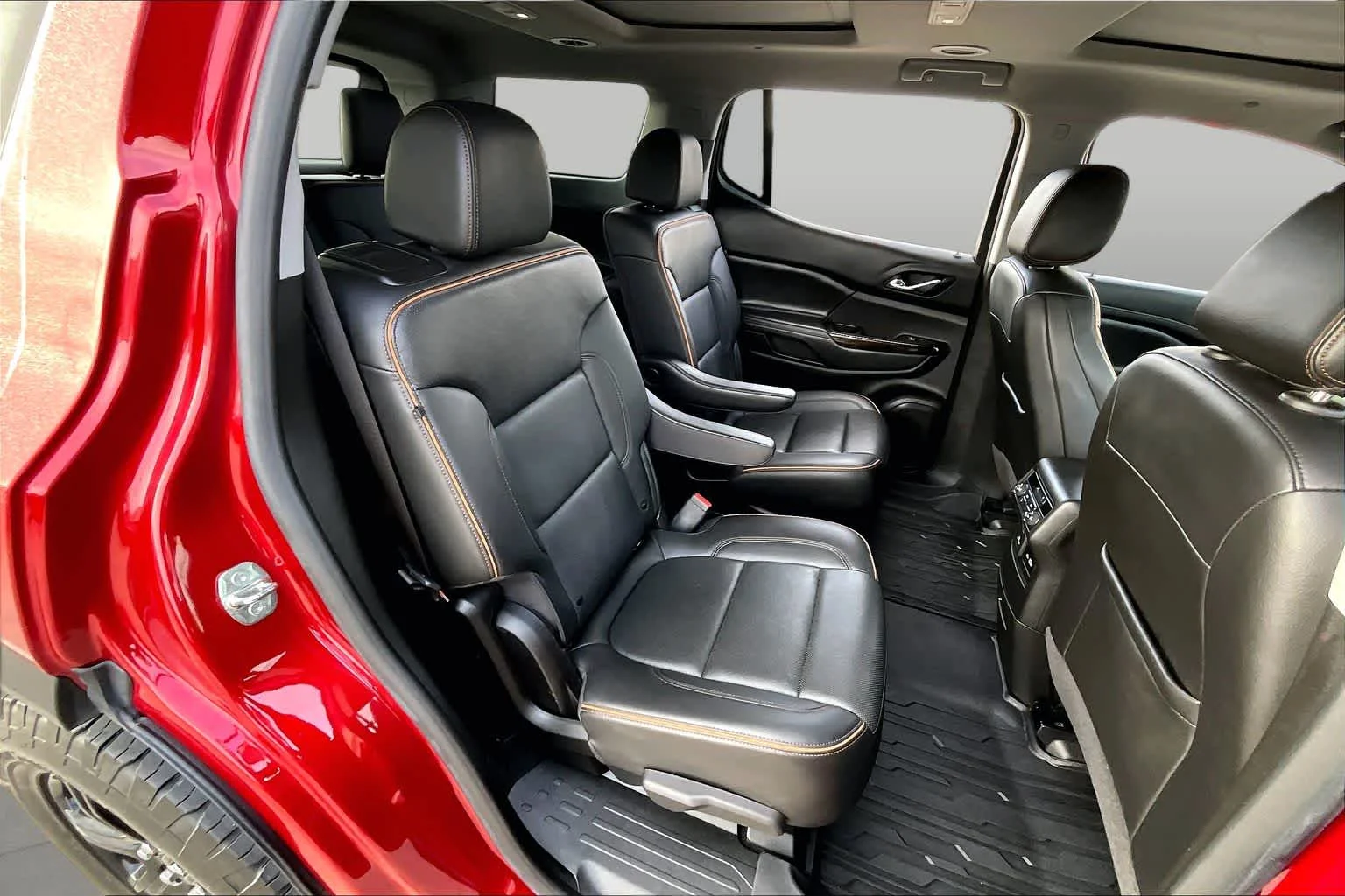 Used 2023 VOLCANIC RED TINCOAT GMC AT4 image 38