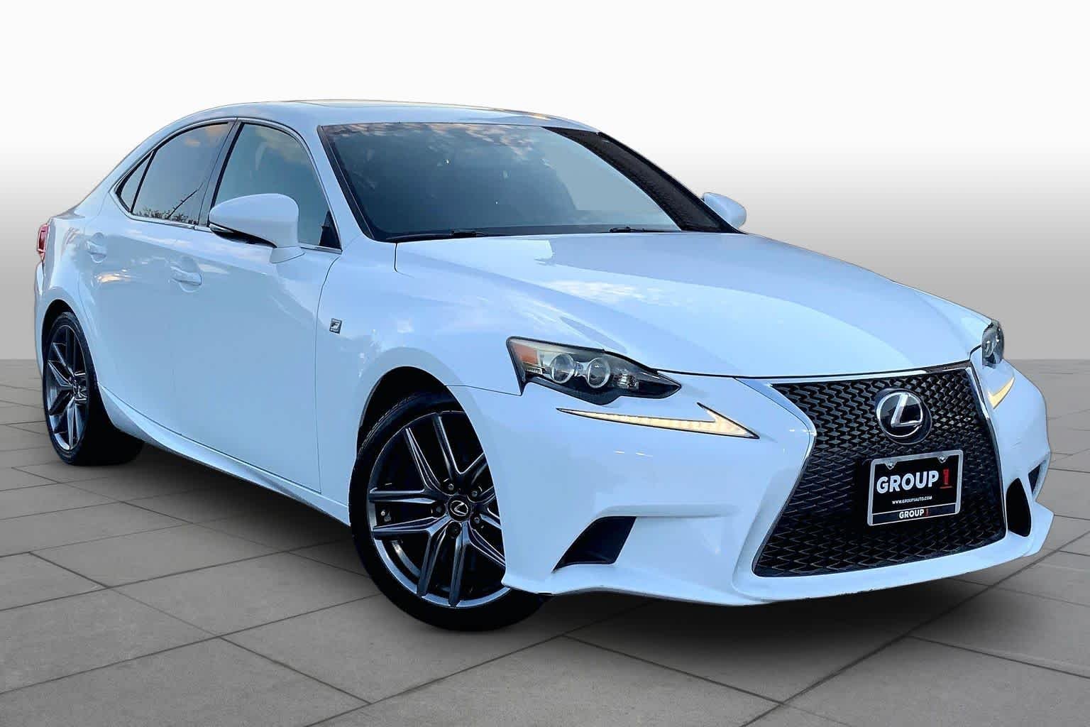 Used 2014 Ultra White Lexus  image 2