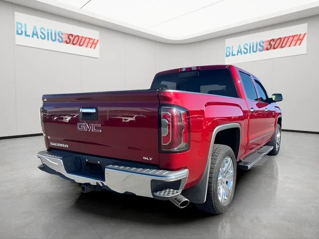 Used 2018 Red GMC SLT image 3