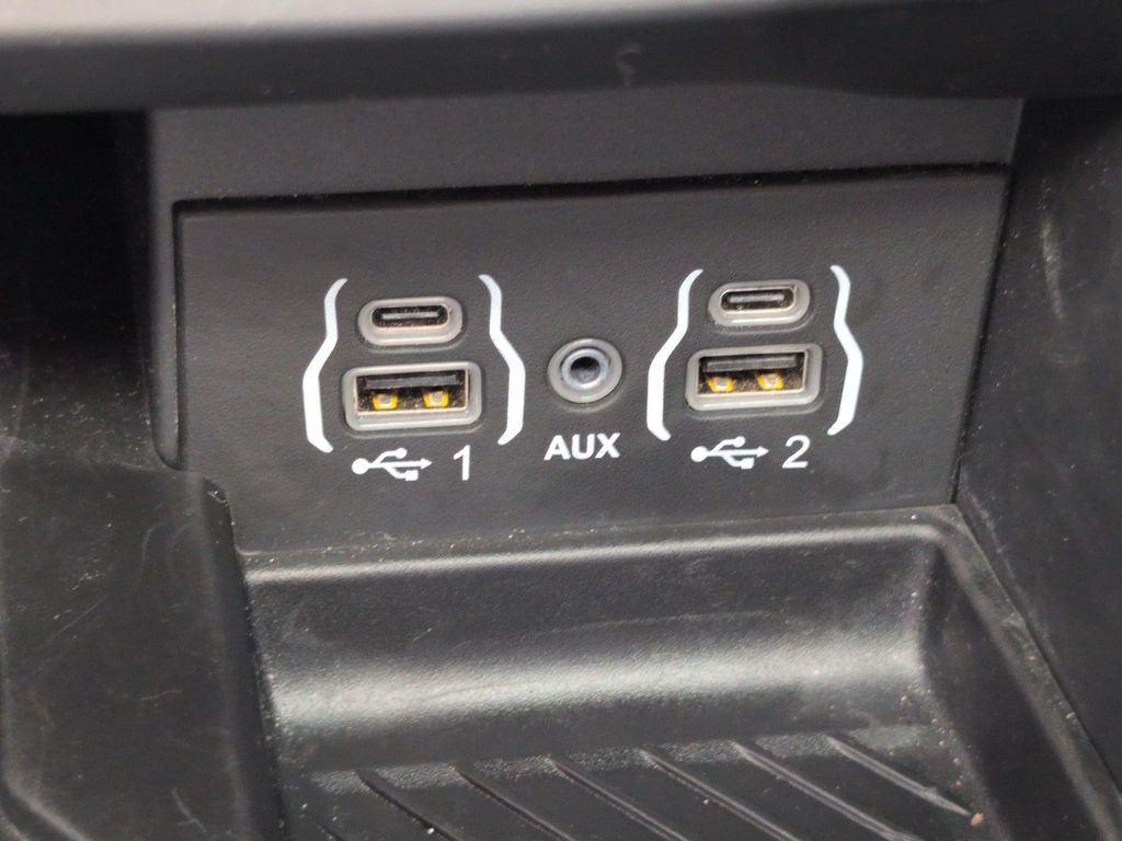 Used 2025 Black Chrysler Limited image 34