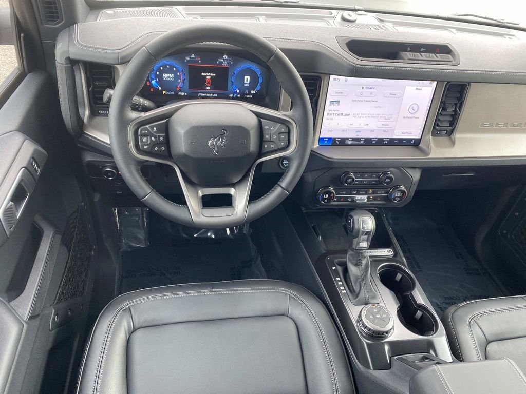 New 2026 Avalanche Gray Ford Outer Banks® image 10