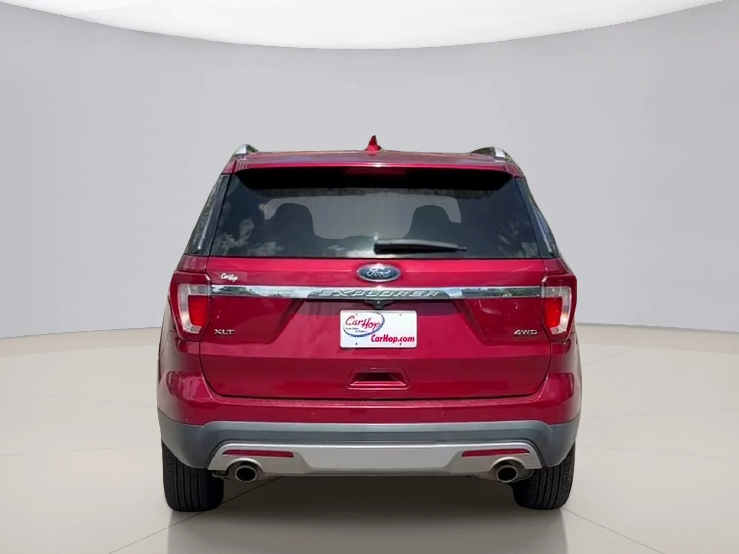 Used 2016 Red Ford XLT image 4