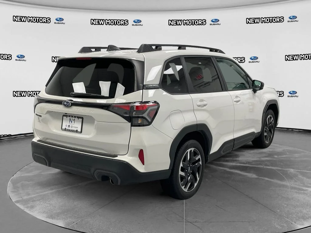 Used 2026 Crystal White Pearl Subaru Limited image 4