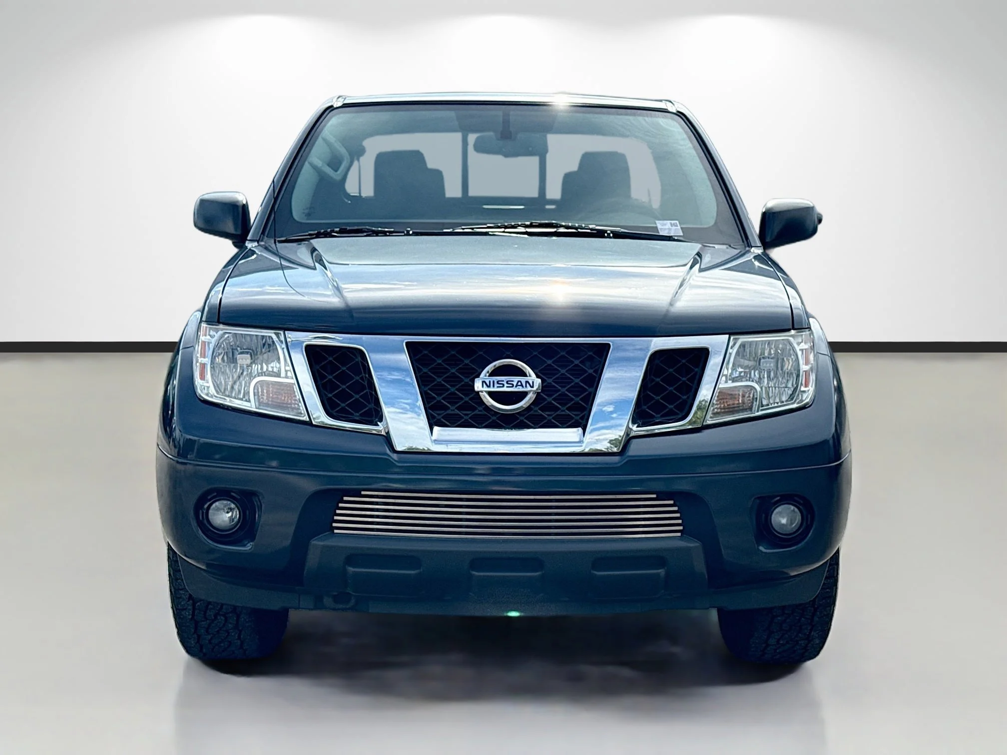 Used 2020 Arctic Blue Metallic Nissan SV image 8