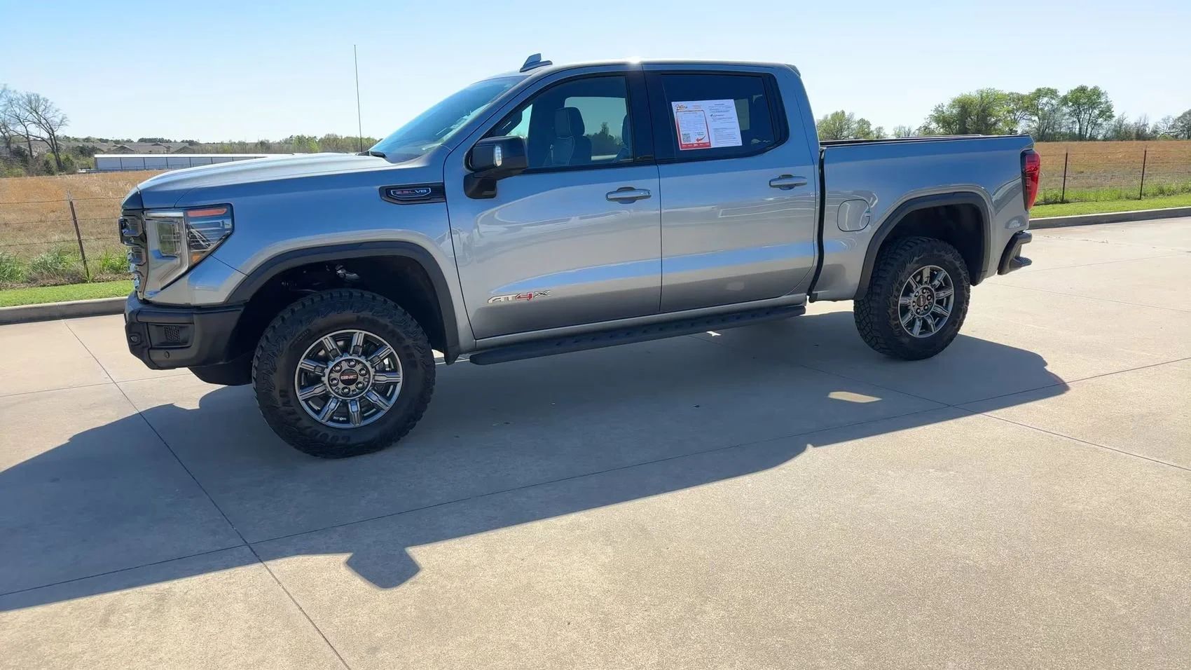 Used 2025 Sterling Metallic GMC AT4X image 4
