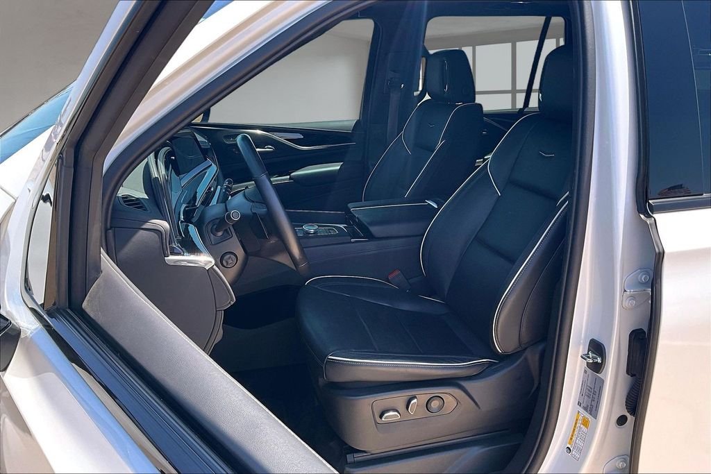 Used 2023 Crystal White Cadillac Sport image 25