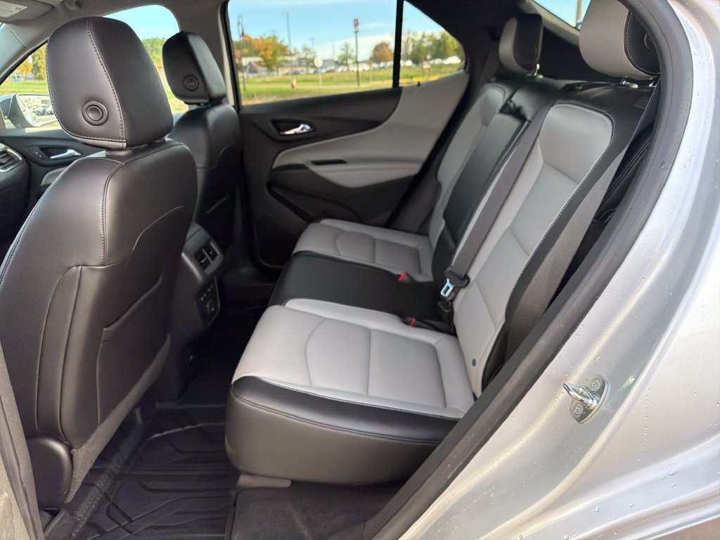 Certified Used 2020 SILVER ICE METALLIC Chevrolet Premier image 24