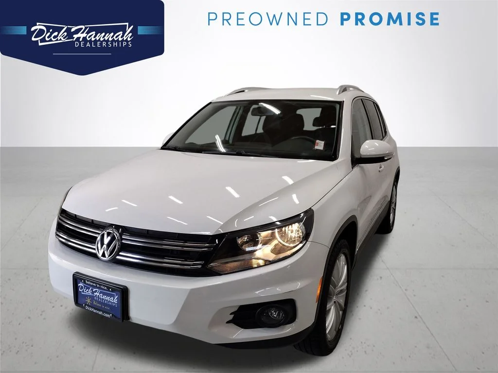 Used 2014 White Volkswagen SE image 1