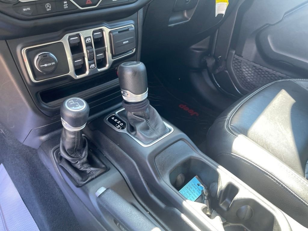 Used 2022 Gray Jeep Unlimited Sport S image 19