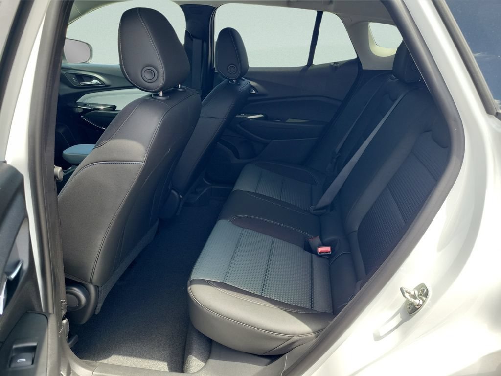 New 2026 Summit White Chevrolet LT image 10
